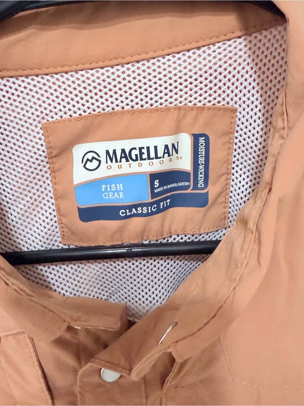 Magellan Outdoors Fish Gear Pearl Snap Shirt Men's Small Pecos River Tan Vented